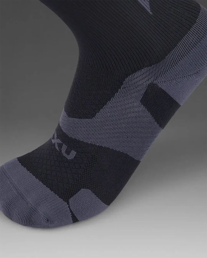 2XU Unisex's Vectr Light Cushion Crew Socks - Black/Titanium