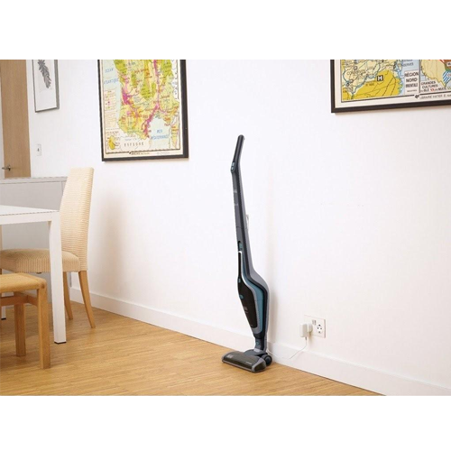 Black & Decker 2-in-1 14.4V Li-On Floor Vacuum