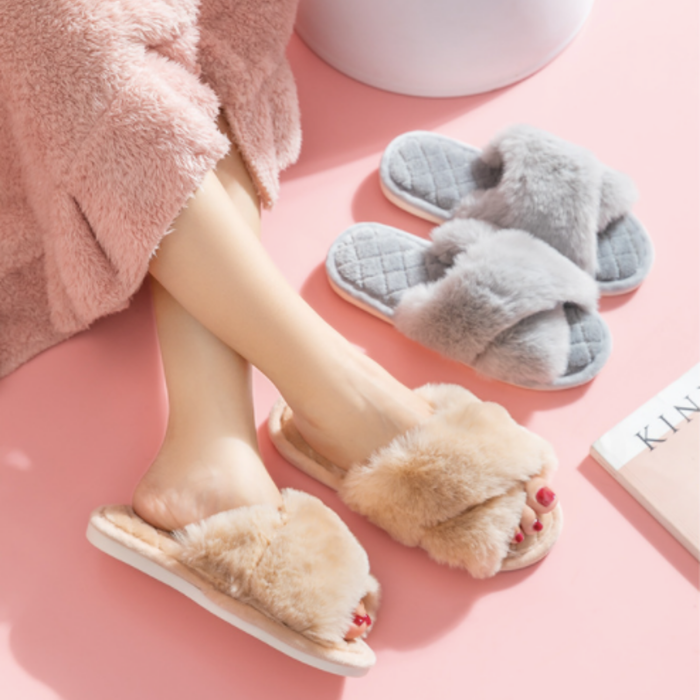 Fluffy Criss Cross Slippers-Gray