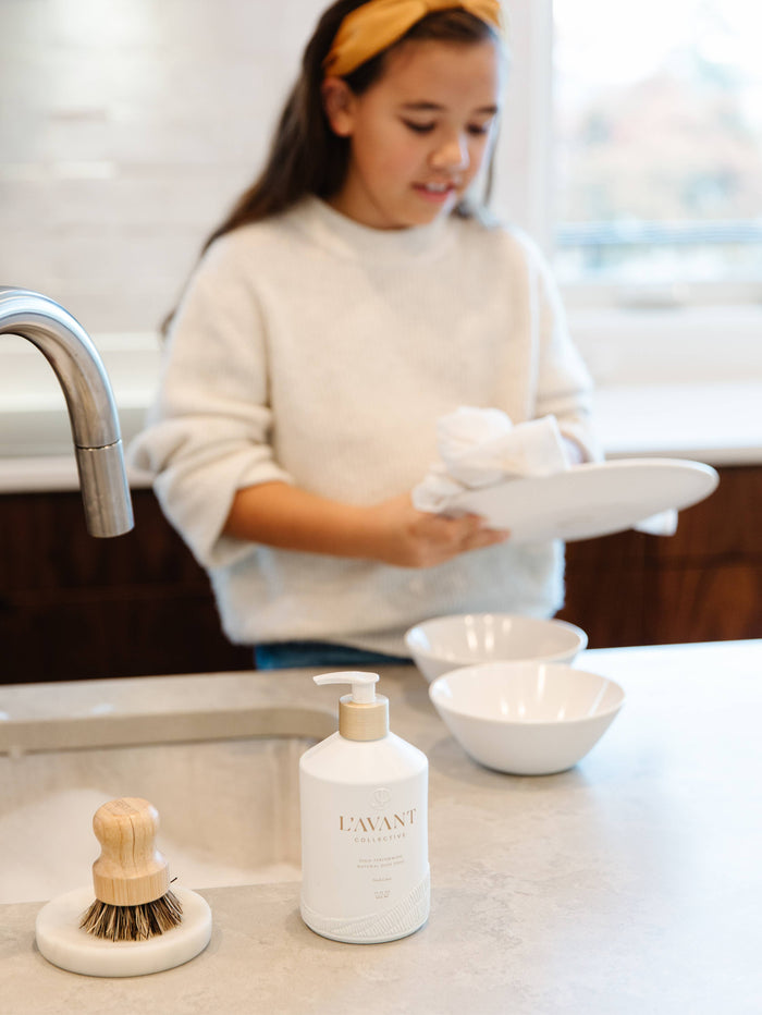 Fresh Linen High Performing Dish Soap by L'AVANT