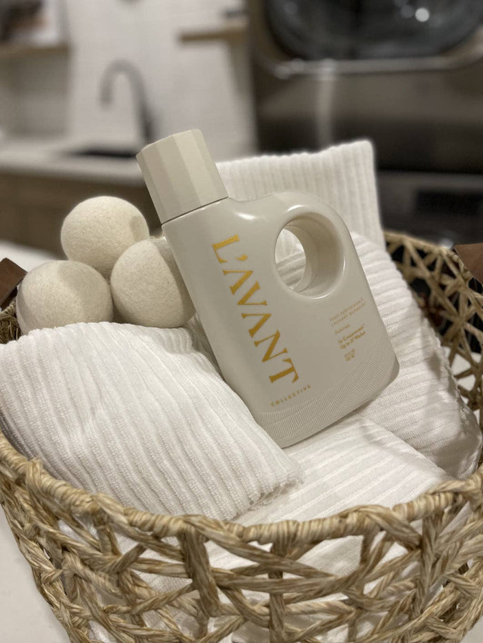 Fresh Linen High Performing Laundry Detergent  by L'AVANT