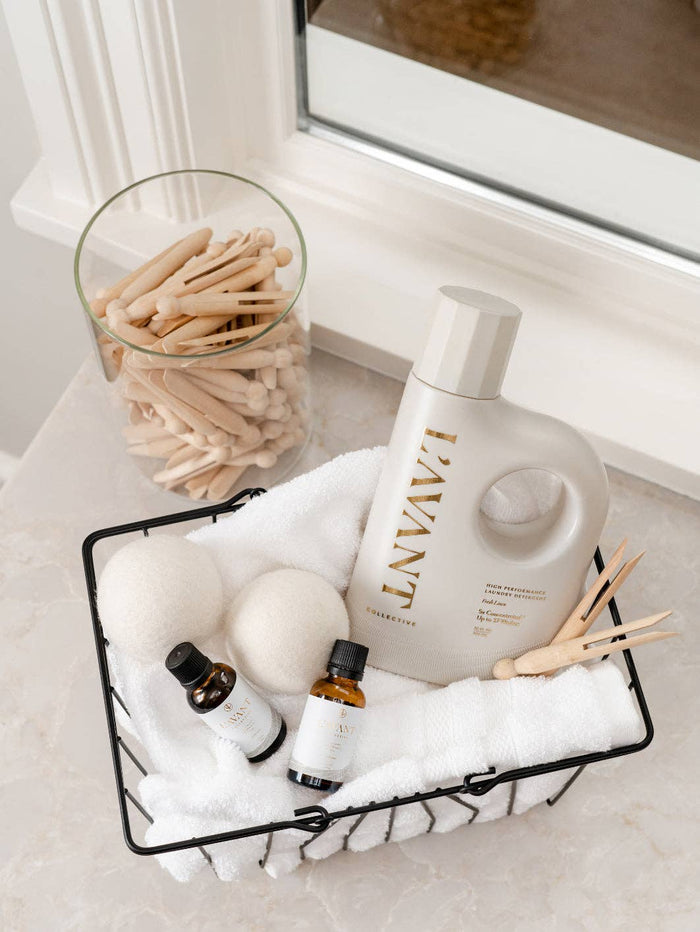 Fresh Linen High Performing Laundry Detergent  by L'AVANT