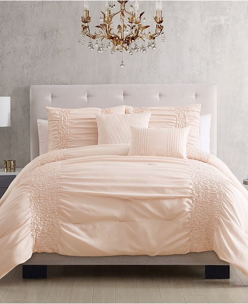 Hallmart Collectibles Amalina 4-pc T/Twin XL Comforter Set,Blush.