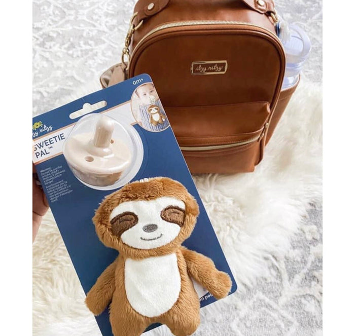 Itzy Ritzy - Sweetie Pal™ Plush & Pacifier