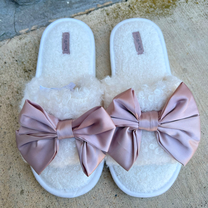 Ladies Little  Bow Slippers
