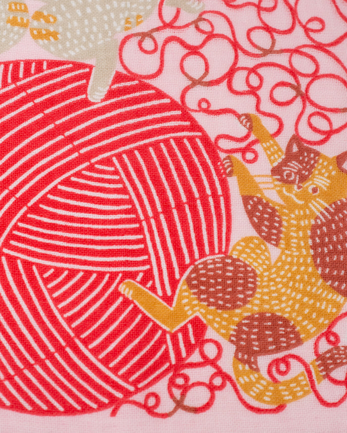 Musubi, Fuwa-Fuwa Towel, Kata Kata, Cat & Yarn, Pink, 10" x 10"