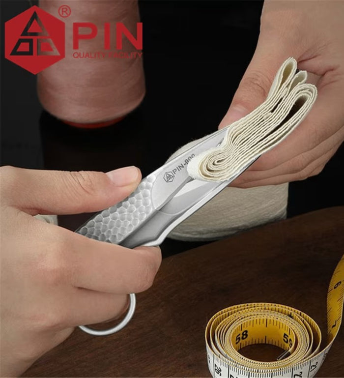 PIN-900 cutting multiple layers of fabric