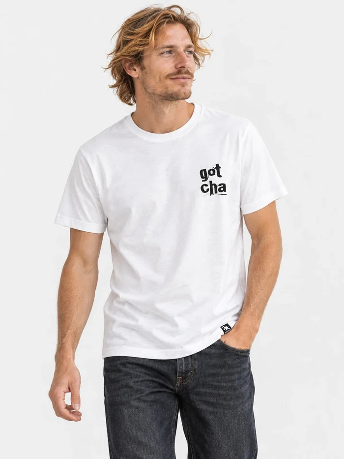 Remera Gotcha Palms On Fire Blanco — vista principal